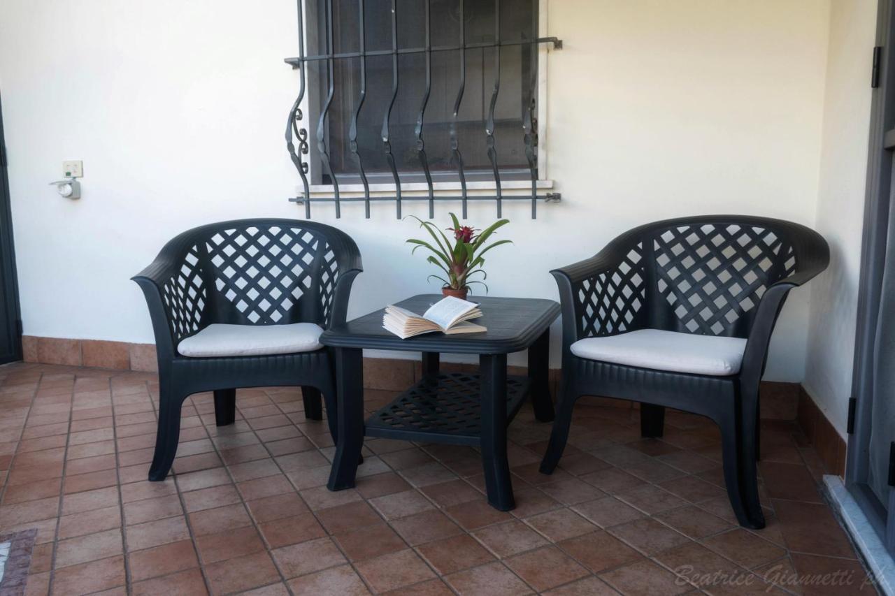 Appartamento Per Vacanze Domus Lunae Luni Exterior photo